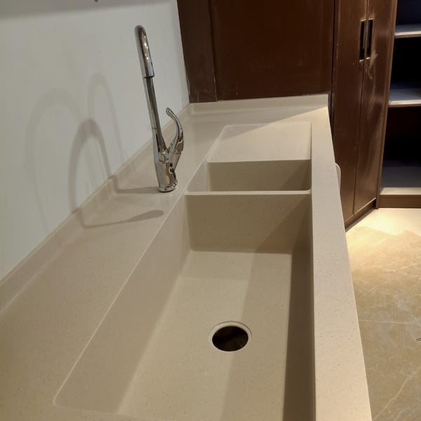 Mặt bếp và chậu rửa chén Solid Surface