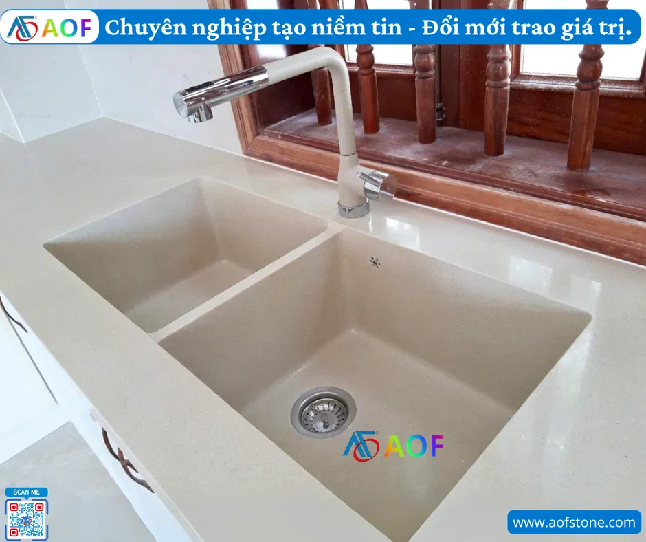 Thi công bếp solid surface liền bồn rửa tại Móng Cái