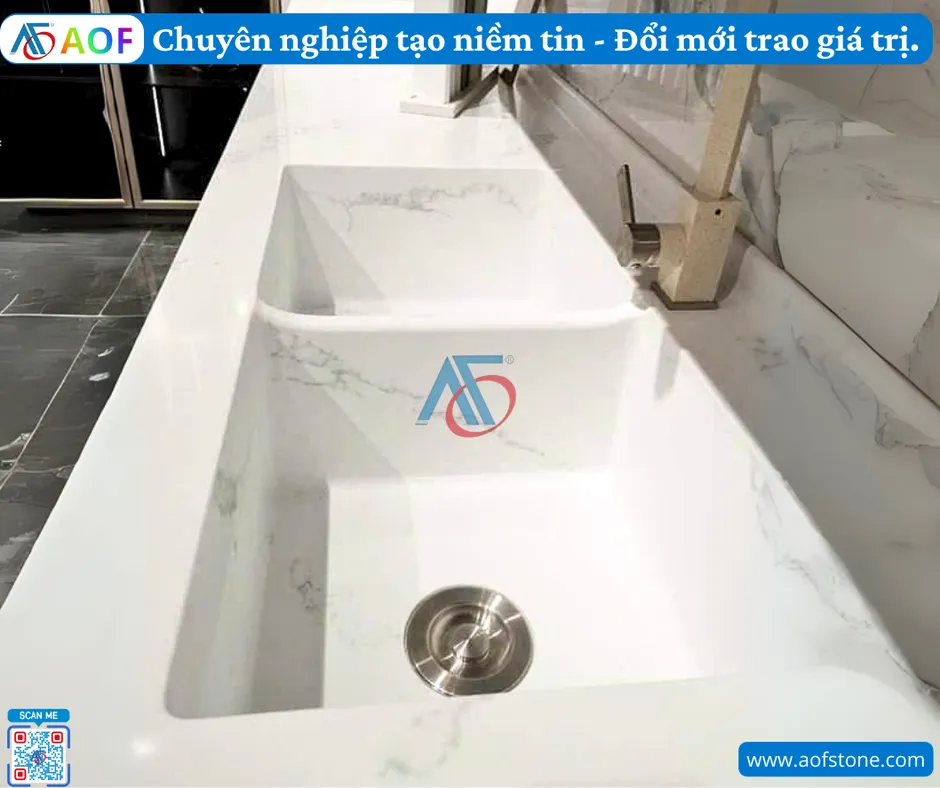 Kon Tum thi công mặt bếp liền khối solid surface cùng bồn rửa