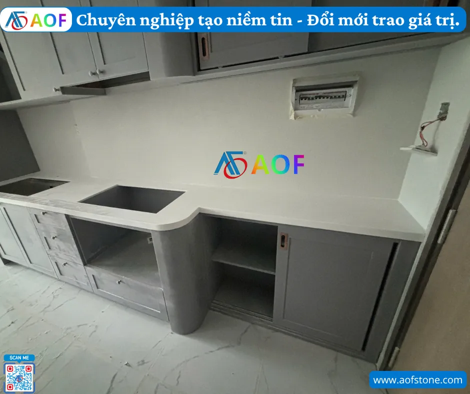 Làm thế nào để kiểm tra chất lượng đá solid surface bếp tại Gia Lai?