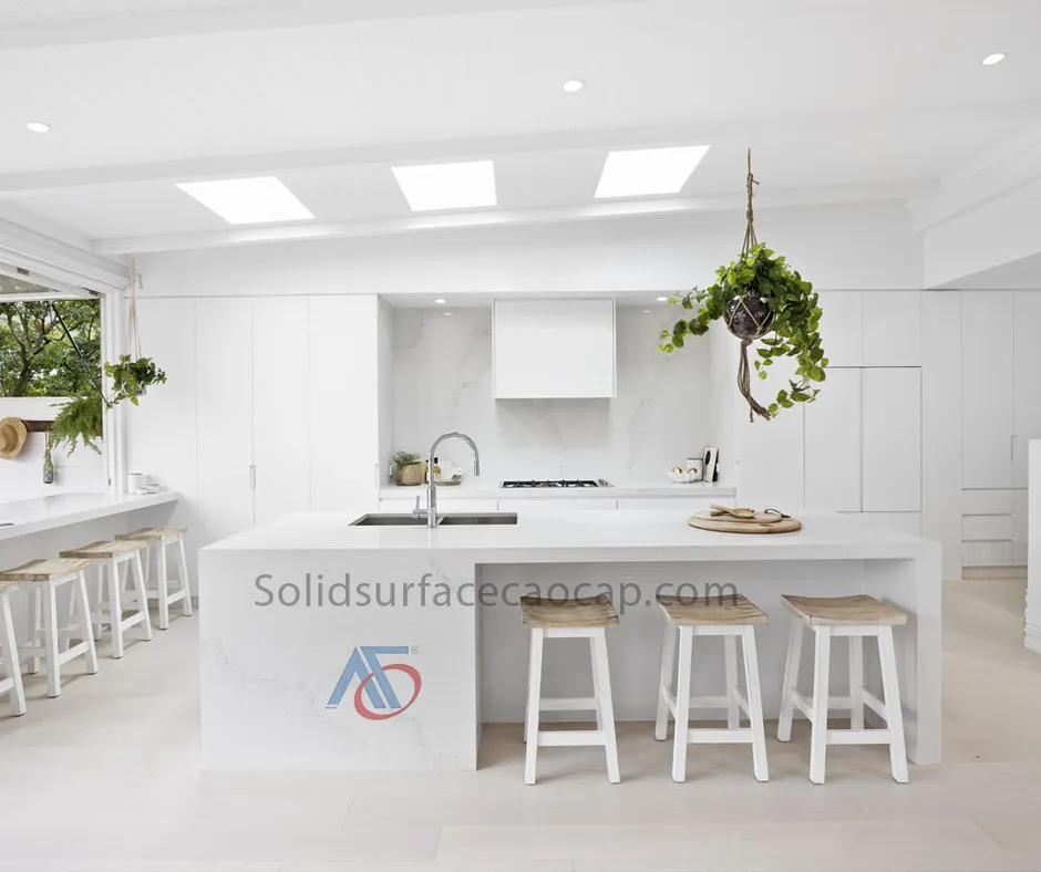 Mê mẩn với những mẫu mặt đá bếp Solid Surface đẹp và đơn giản