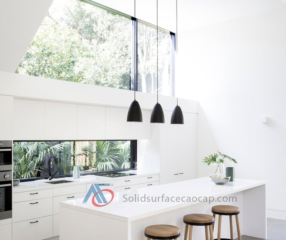 Đá bếp solid surface là gì? Vì sao ngày càng được ưa chuộng trong căn bếp hiện đại