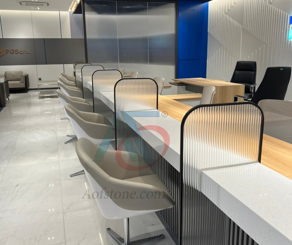 Vì sao quầy giao dịch solid surface nguyên khối ngày càng được CĐT lựa chọn?
