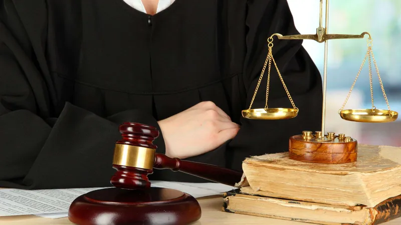 Văn phòng luật sư khang chính: LUẬT SƯ GIẢI QUYẾT, TƯ VẤN HÔN NHÂN VÀ GIA ĐÌNH