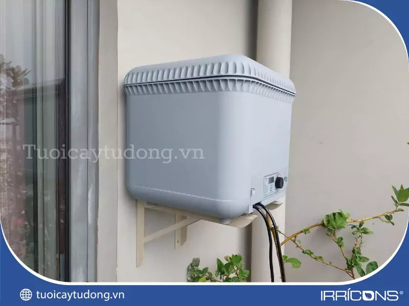 Bộ bình chứa nước tưới nhỏ giọt Bộ bình chứa nước tưới nhỏ giọt