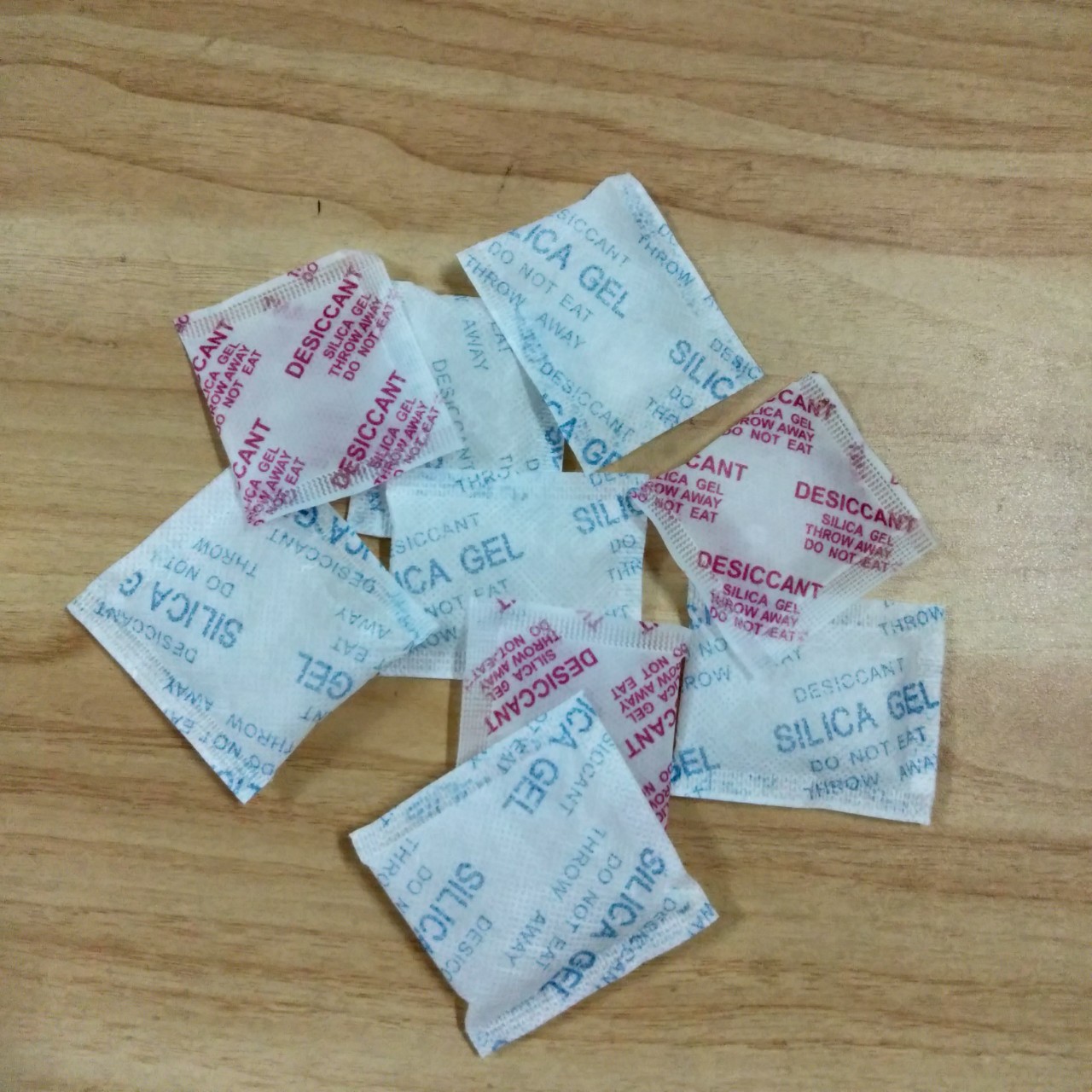 Túi hút ẩm Silica gel 5gr - 30gr Túi hút ẩm Silica gel 5gr - 30gr