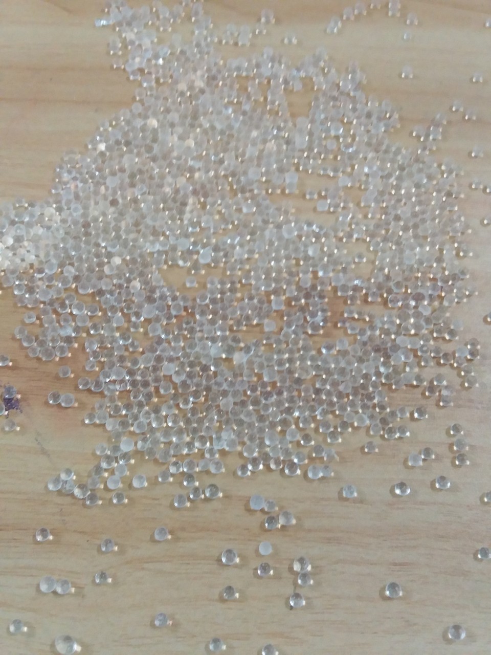 Hạt hút ẩm Silica gel Hạt hút ẩm Silica gel