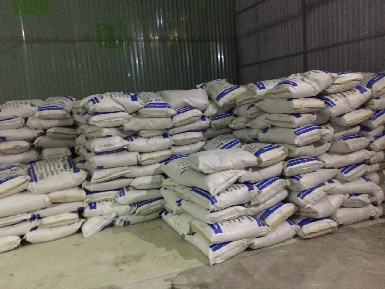 Hạt hút ẩm Silica gel Hạt hút ẩm Silica gel