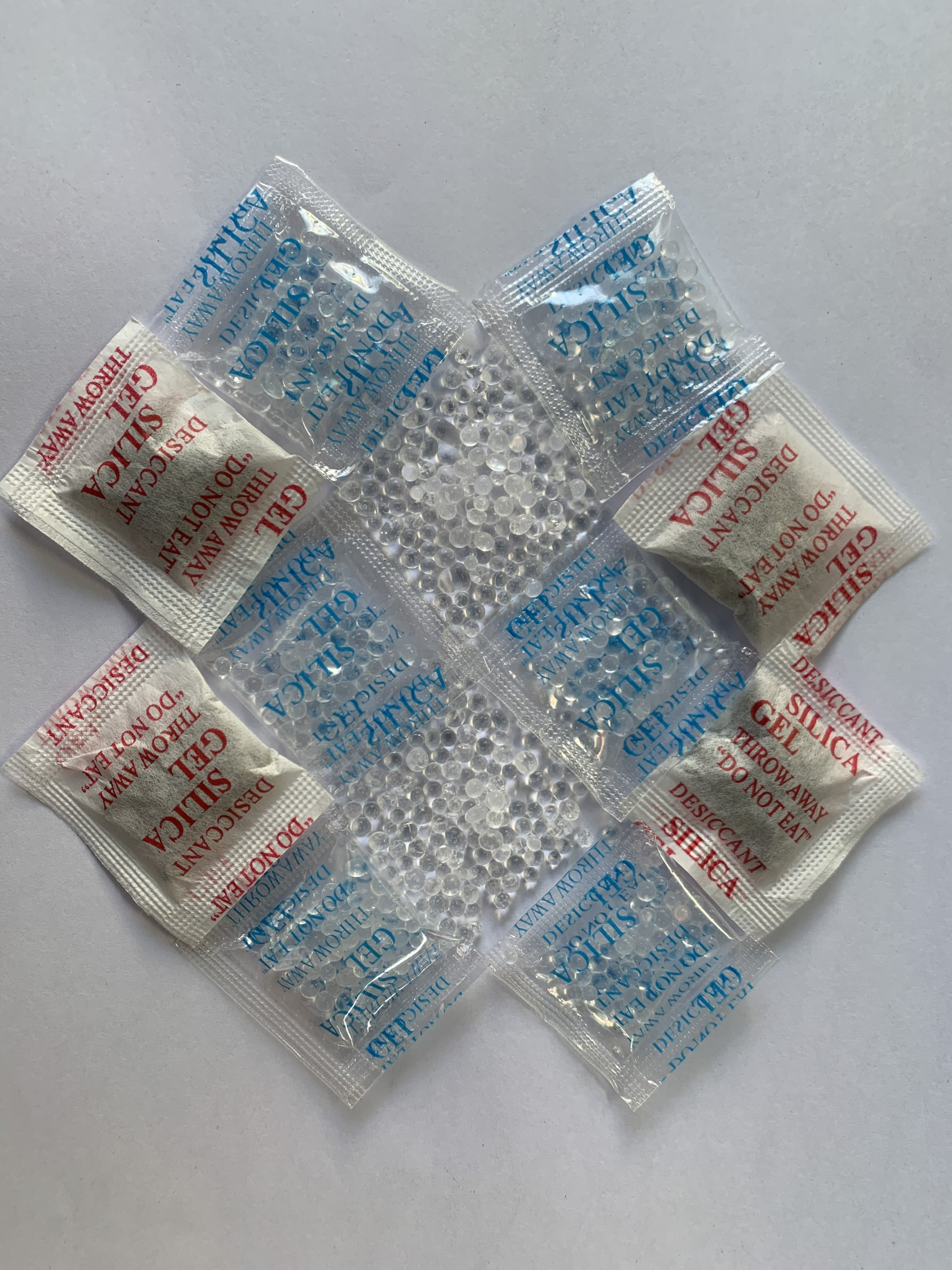 Túi hút ẩm Túi hút ẩm