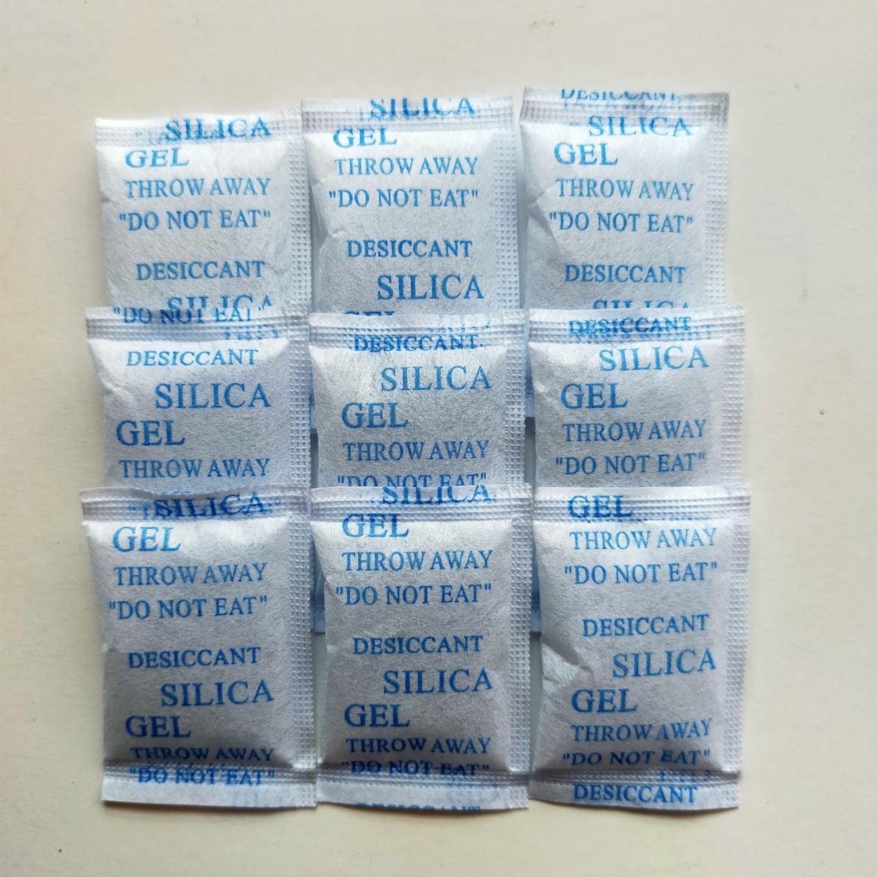 Túi hút ẩm Clay Túi hút ẩm Clay