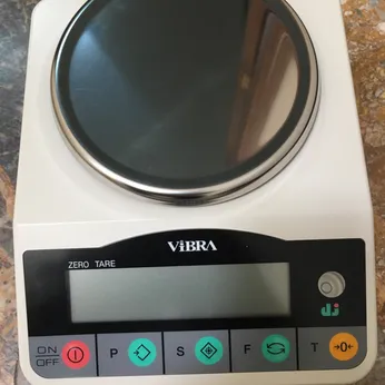 Cân phân tích 3 số lẻ Shinko -Vibra DJ300S
