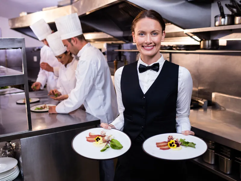 Lựa chọn nước lau bếp thế nào cho mô hình dịch vụ?