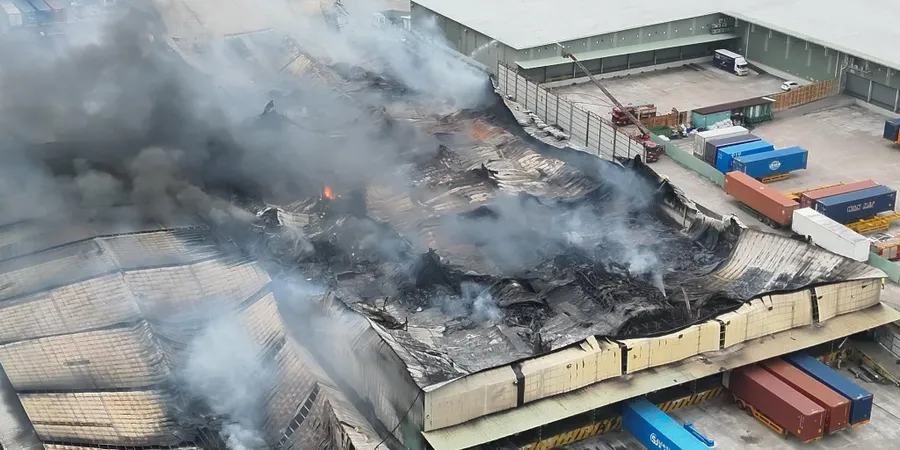 Major Warehouse Fire in Hong Kong Causes Severe Damage and Disrupts Logistics Operations