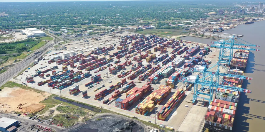 APM Terminals Mobile to expand by 130m²