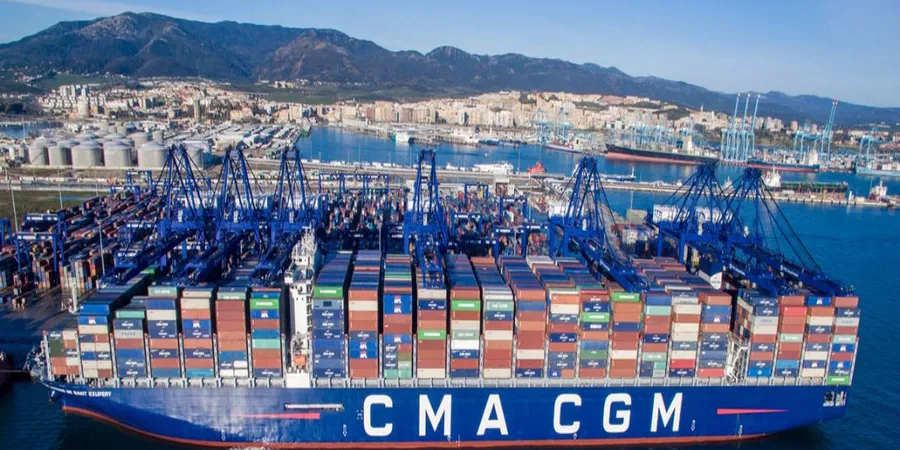 Maersk and CMA CGM apply PSS to Australia