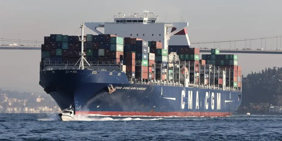 CMA CGM applies new charges from Europe to America