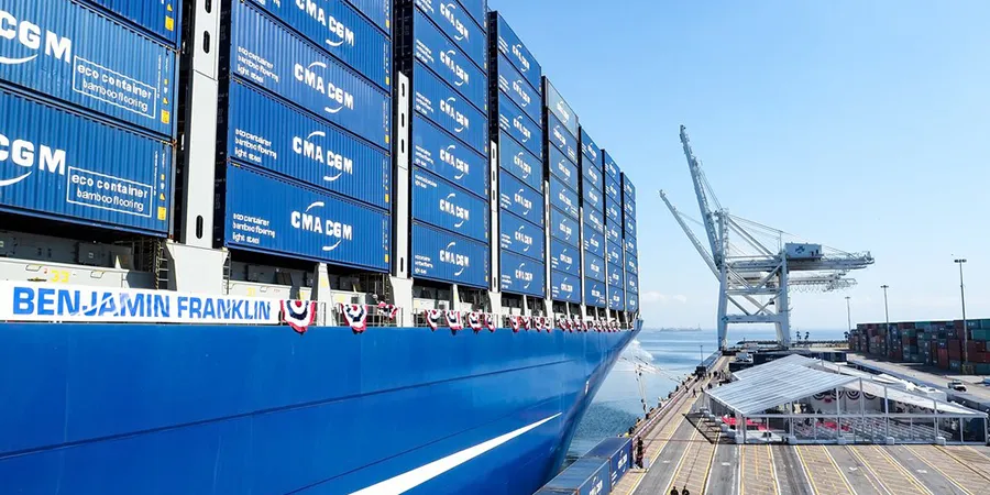 CMA CGM APPLIES CONGESTION SURCHARGE IN OAKLAND