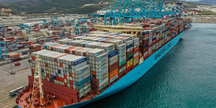 Maersk injects additional vessels into Asia – Europe services