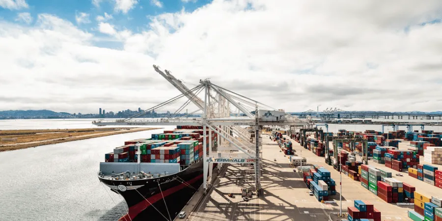 Port of Oakland volumes dip in July