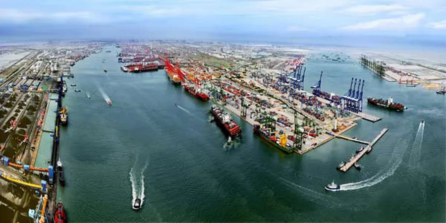 Tianjin and Guangzhou ports to launch direct container service
