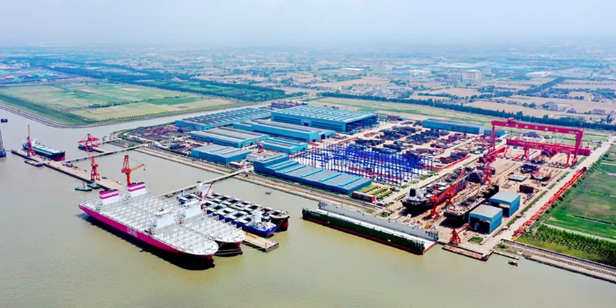 China yards dominate in boxship orders