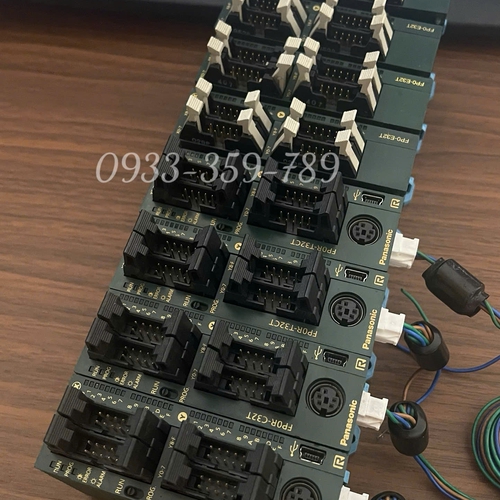 PLC Panasonic FP0R-C32CT