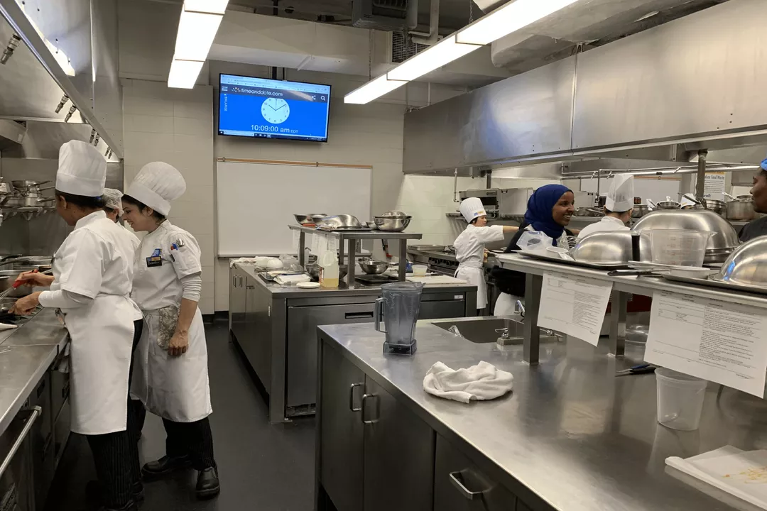 Học ngành Quản lý Nhà hàng Khách sạn tại George Brown College - Toronto