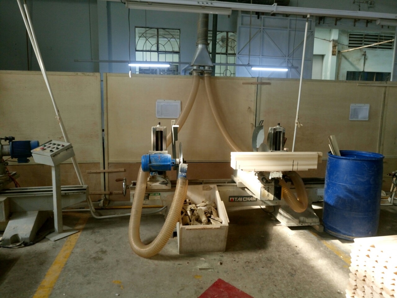 Ống nhựa pu hút bụi gỗ