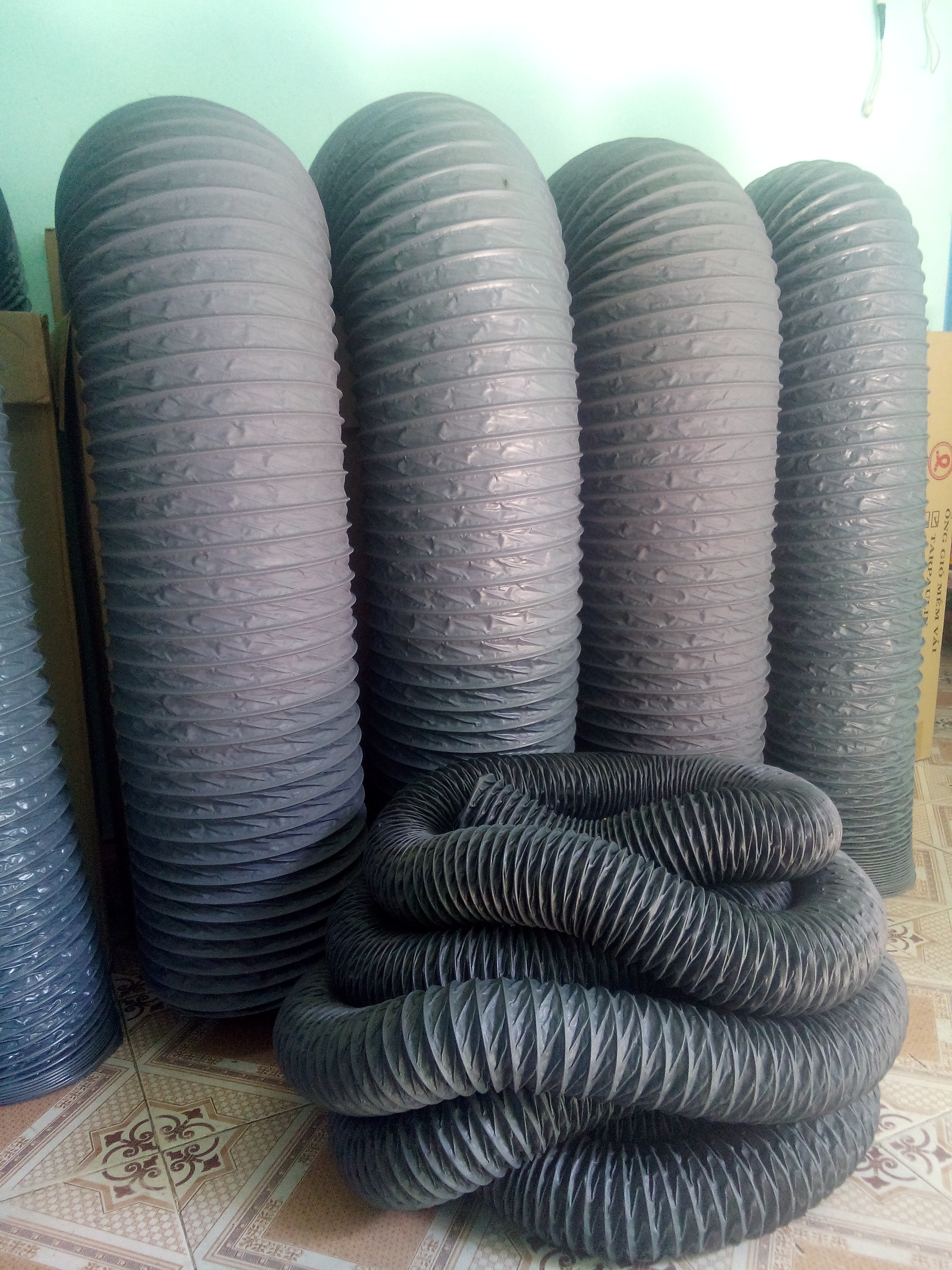 ống hút bụi gió mềm