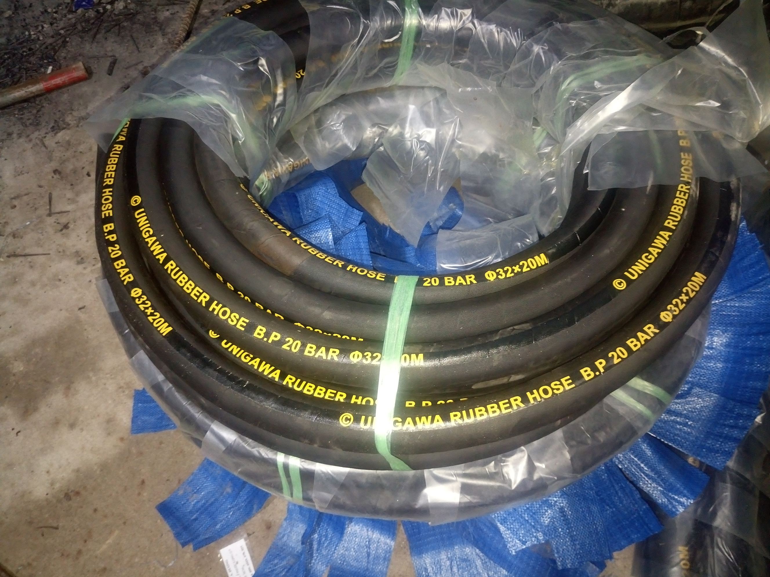 Ống cao su hút xả xăng dầu có đặc điểm gì? Ống cao su hút xả xăng dầu có đặc điểm gì?