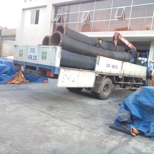 Sản xuất và phân phối ống cao su hút cát