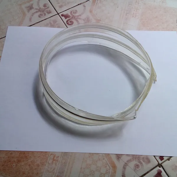 Ống nhựa hút bụi lõi thép màu trắng