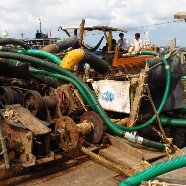 Ống nhựa hút cát tại Tây Ninh