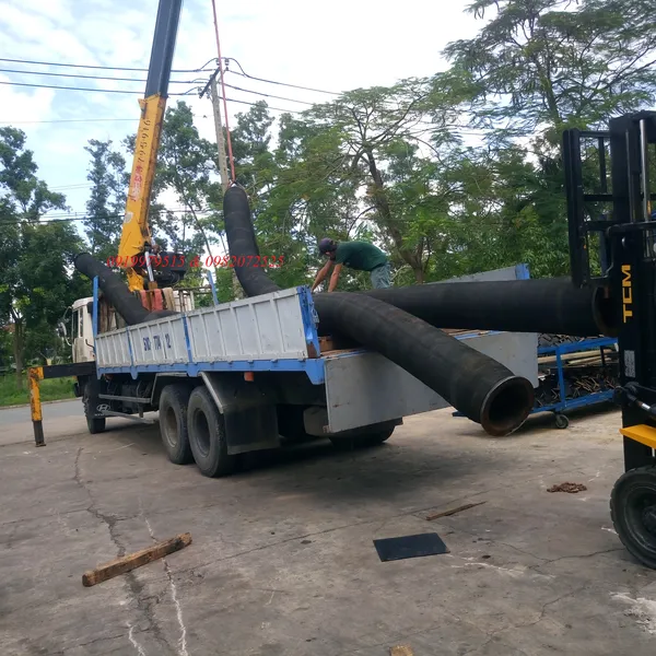 Sản xuất ống cao su hút cát