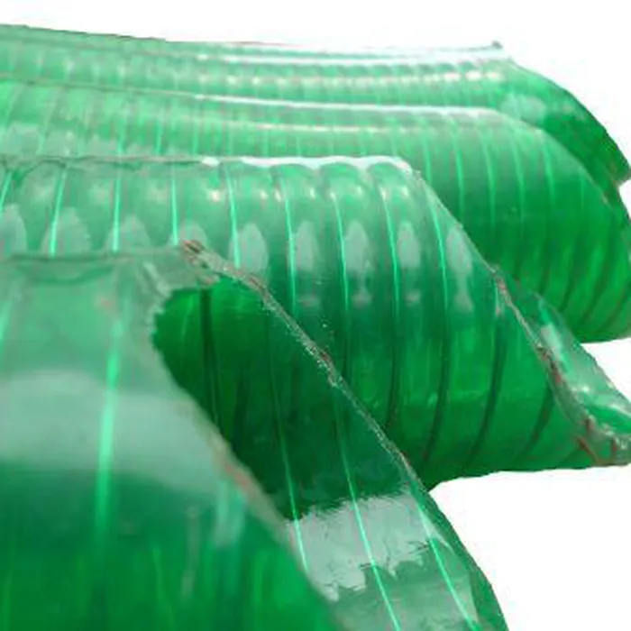 Ống nhựa hút cát lõi thép màu xanh lá