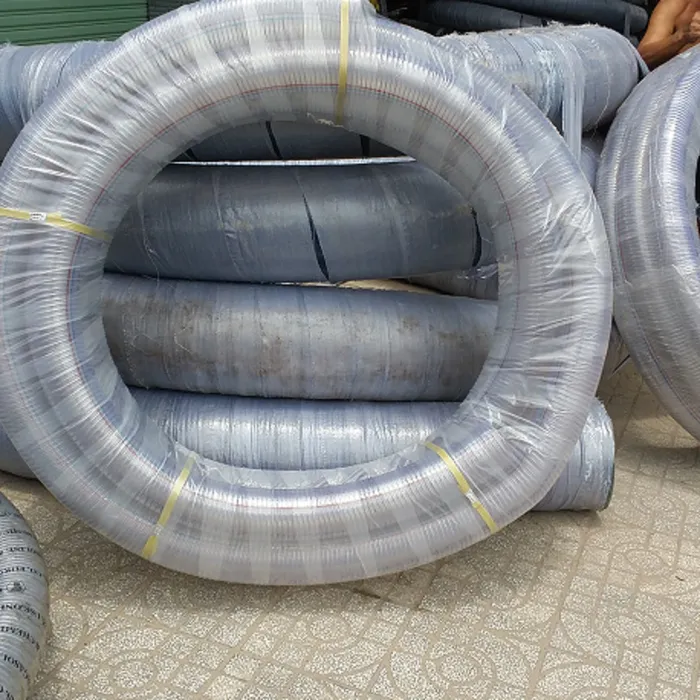 Ống nhựa lõi thép màu trắng