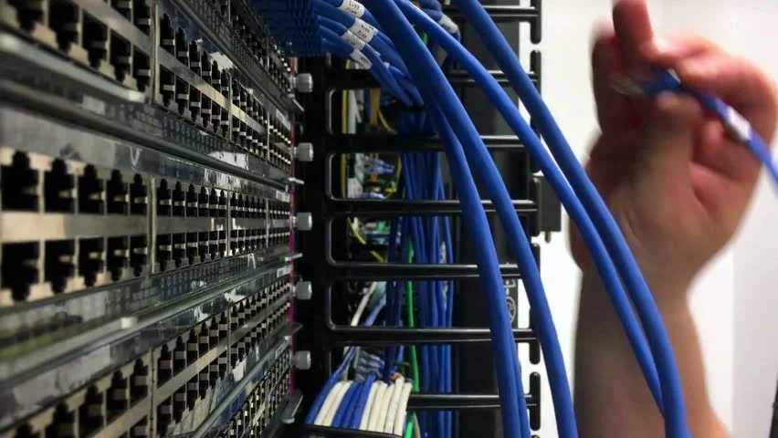 Bảo trì bảo dưỡng thiết bị phòng máy chủ uy tín Bảo trì bảo dưỡng thiết bị phòng máy chủ uy tín