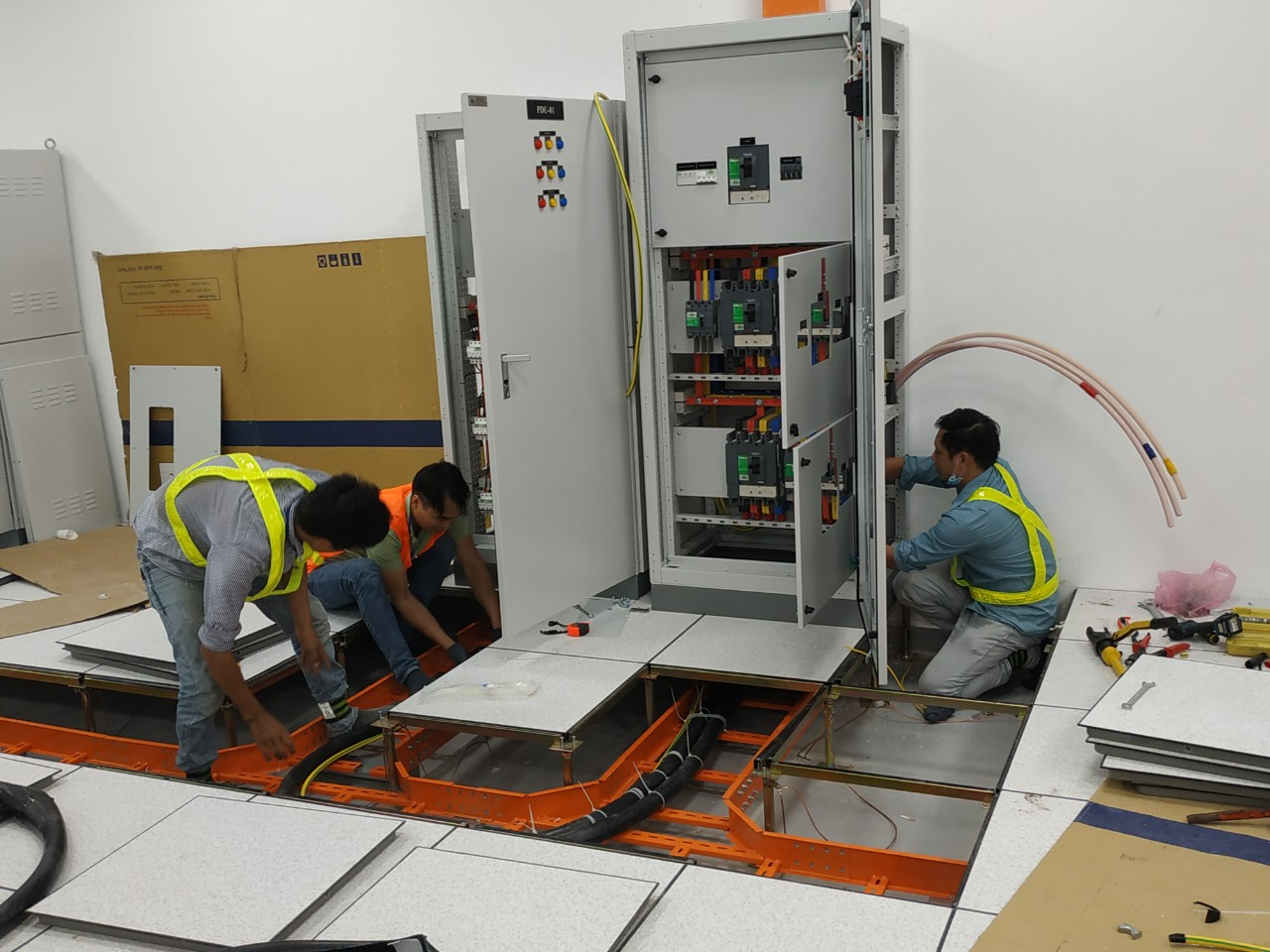 Dịch vụ phòng máy chủ chất lượng cao Dịch vụ phòng máy chủ chất lượng cao