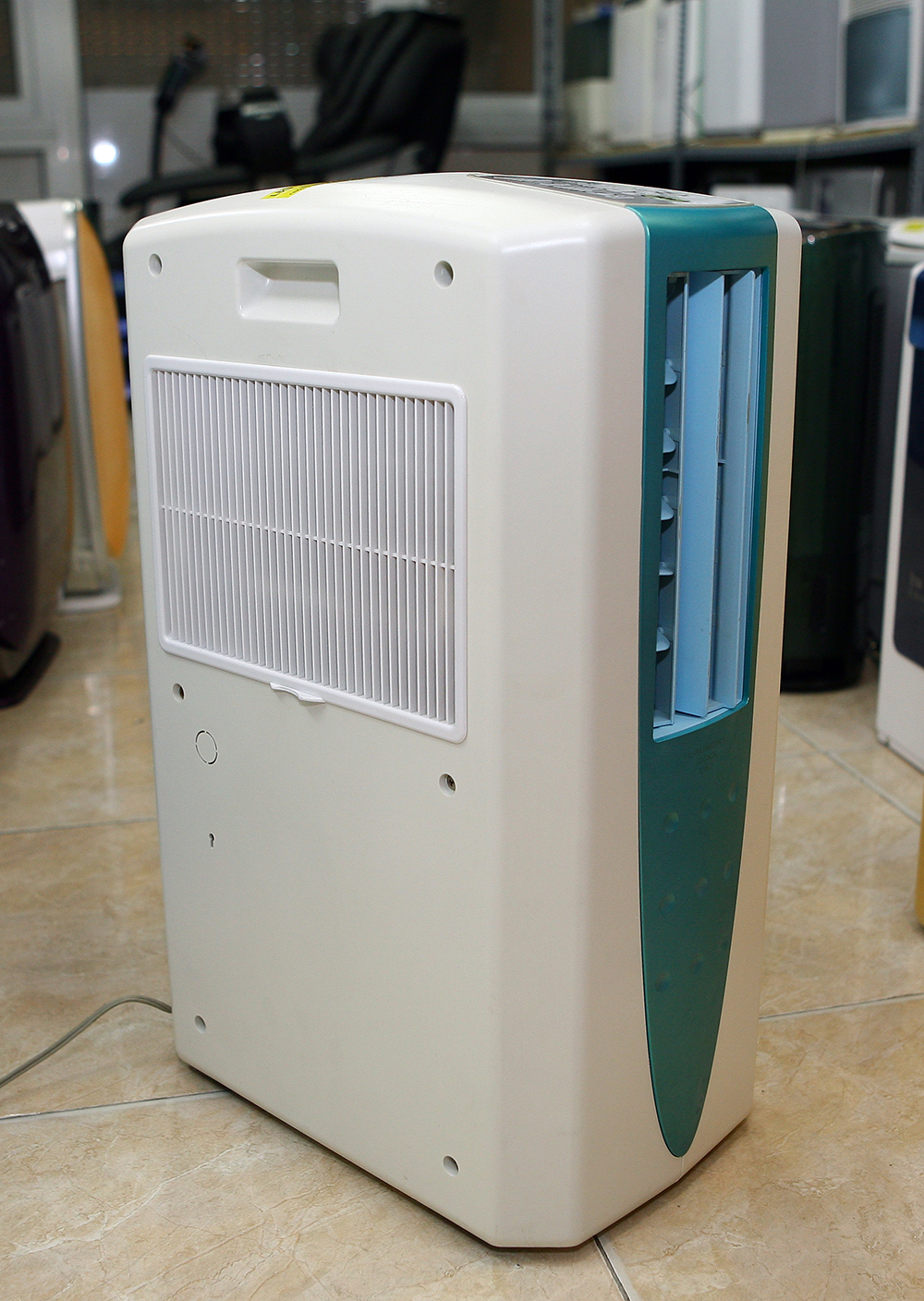 Điều hòa di động Corona CDM-105 kiêm máy hút ẩm, sấy quần áo nội địa Nhật