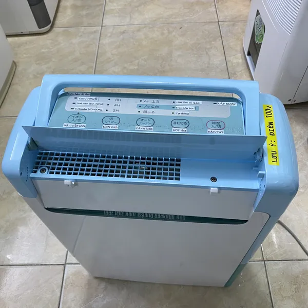 Máy hút ẩm, sấy quần áo Toshiba RAD-63DRX nội địa Nhật