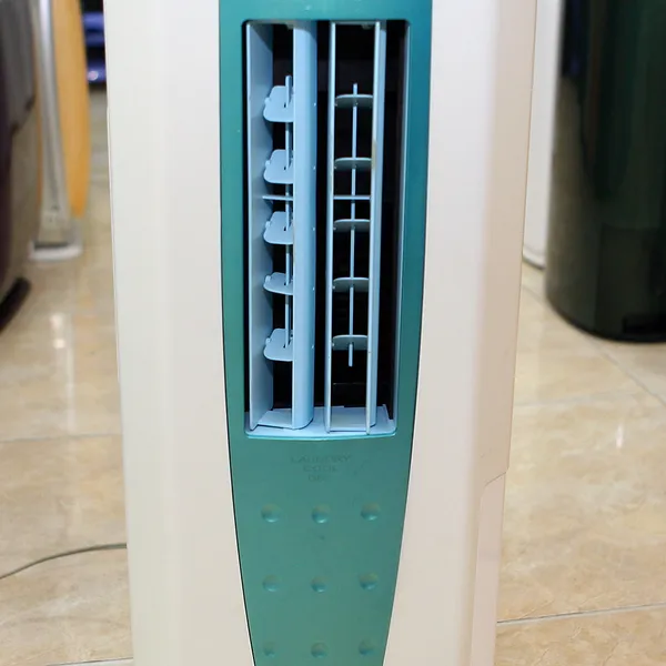 Điều hòa di động Corona CDM-105 kiêm máy hút ẩm, sấy quần áo nội địa Nhật