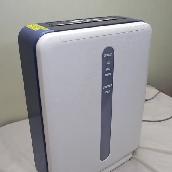 Máy hút ẩm, sấy quần áo Toshiba RAD-CN80 nội địa Nhật