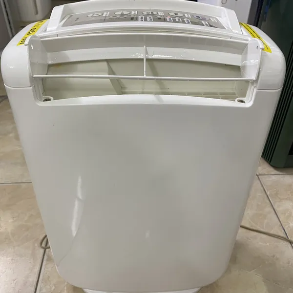 Máy hút ẩm, sấy quần áo Rojirushi RV-JS60 nội địa Nhật
