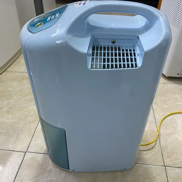 Máy hút ẩm, sấy quần áo Corona CP-Pi636 nội địa Nhật