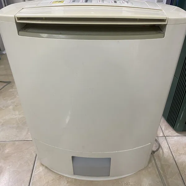 Máy hút ẩm, sấy quần áo Panasonic F-YZH100 nội địa Nhật