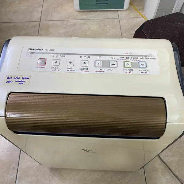 Máy hút ẩm, sấy quần áo Sharp CV-U100C nội địa Nhật