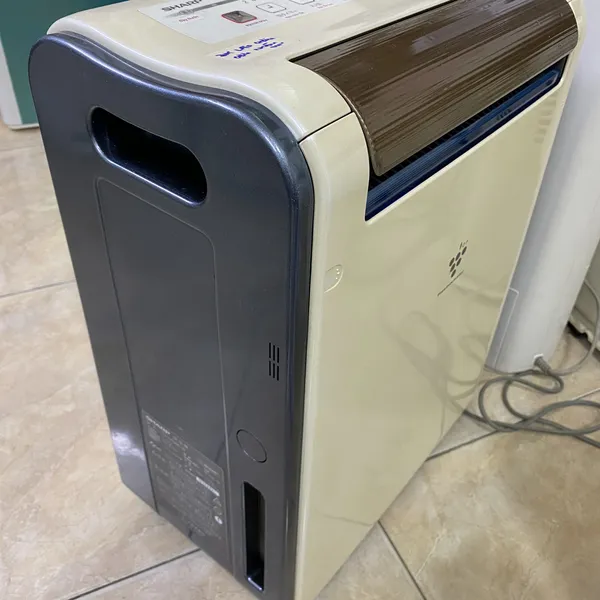 Máy hút ẩm, sấy quần áo Sharp CV-U100C nội địa Nhật