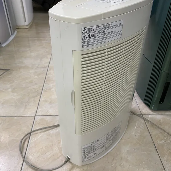 Máy hút ẩm, sấy quần áo Panasonic F-YZH100 nội địa Nhật