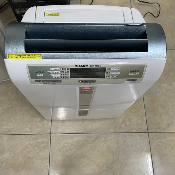 Máy hút ẩm, sấy quần áo Sharp DW-209EX nội địa Nhật