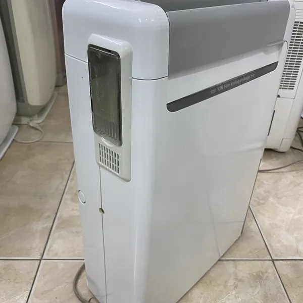 Máy hút ẩm, sấy quần áo Toshiba RAD-80DRX nội địa Nhật